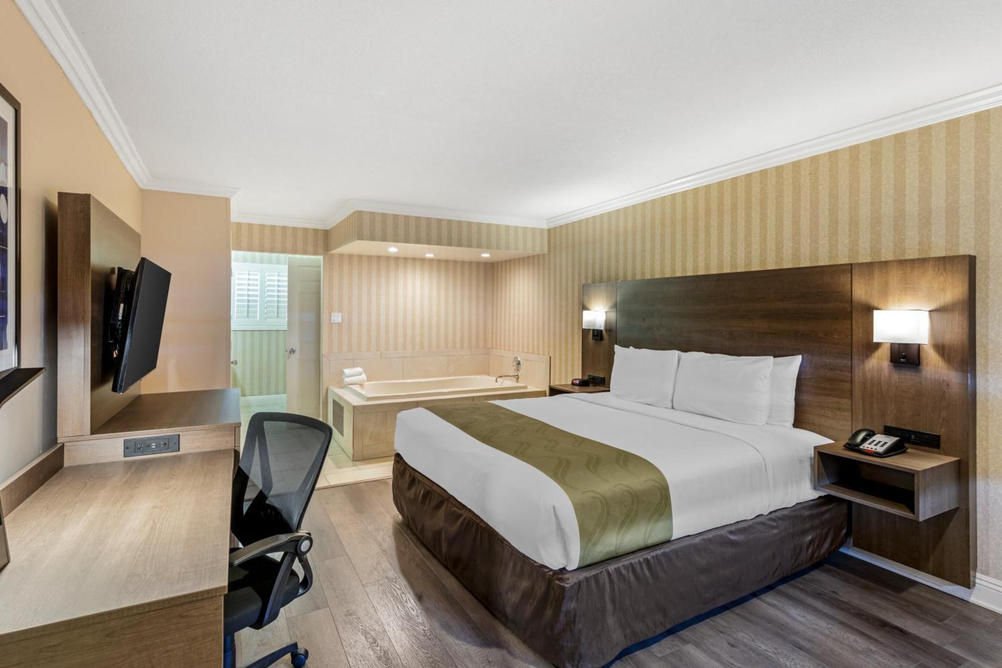 Quality Inn & Suites Anaheim Maingate Экстерьер фото